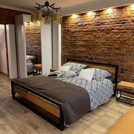 K9 Apartment *
