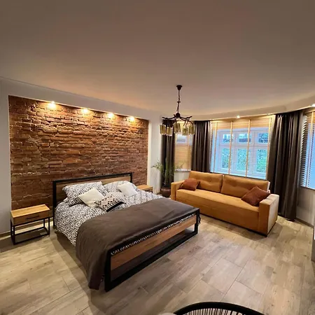 Apartment K9 *